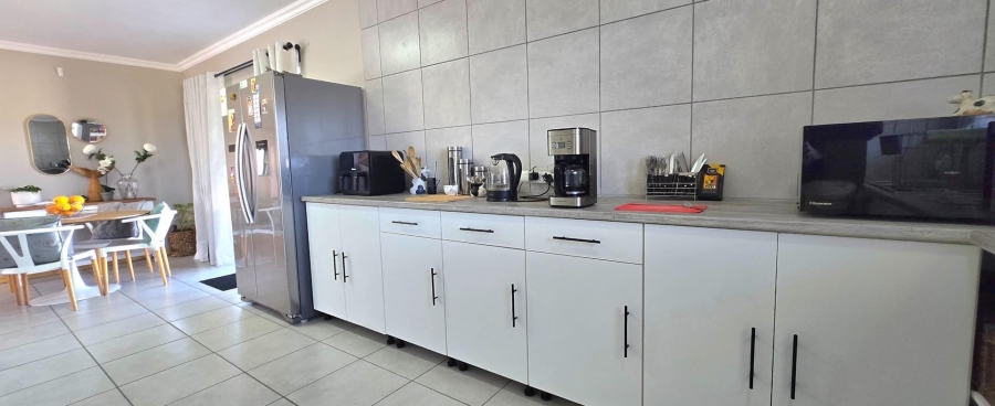 4 Bedroom Property for Sale in Kleinbaai Western Cape